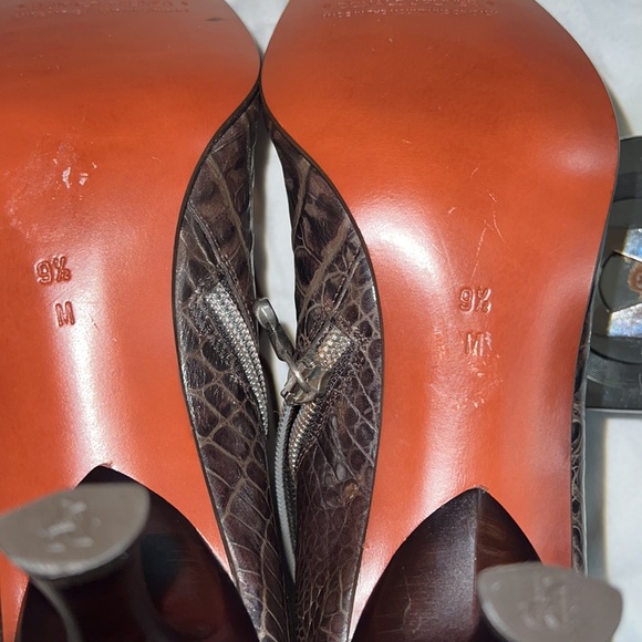 Donald J Pliner Brown snake skin look ankle boot with chains size 9 1/2 - Picture 11 of 12